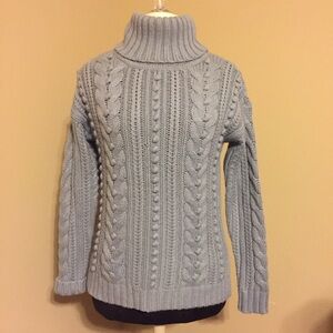 ❤️ Snuggly Soft Baby Blue Turtleneck Sweater